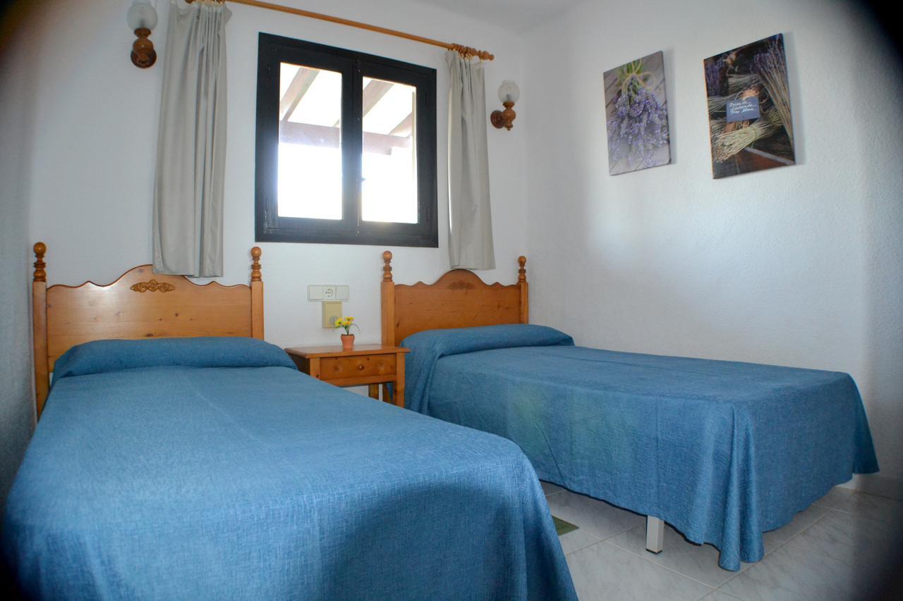 Apartamentos Isabel Playa Migjorn Eksteriør bilde