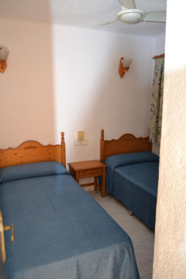 Apartamentos Isabel Playa Migjorn Eksteriør bilde
