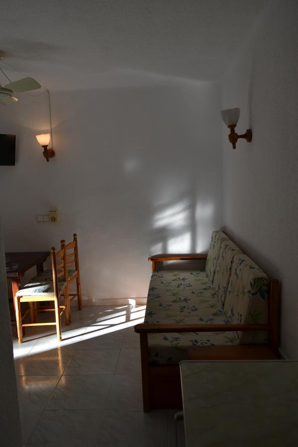 Apartamentos Isabel Playa Migjorn Eksteriør bilde